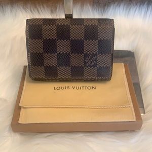 💯 guarantee authentic Louis Vuitton cardcase